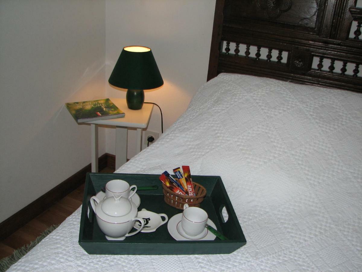 Le Petit Massigny Bed and Breakfast Les Velluire-sur-Vendee Eksteriør billede